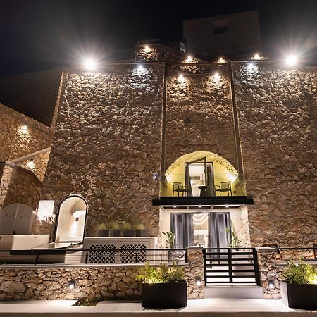 Neoma Luxury Suites Karterádos Eksteriør billede