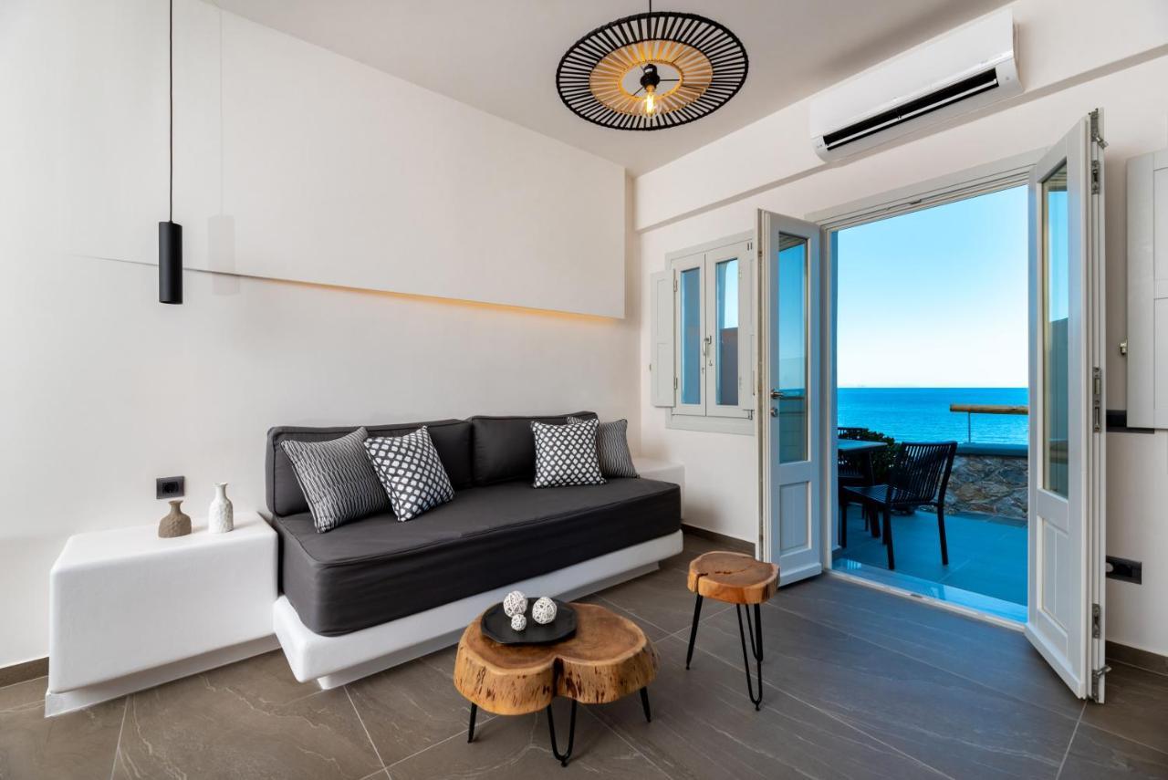 Neoma Luxury Suites Karterádos Eksteriør billede