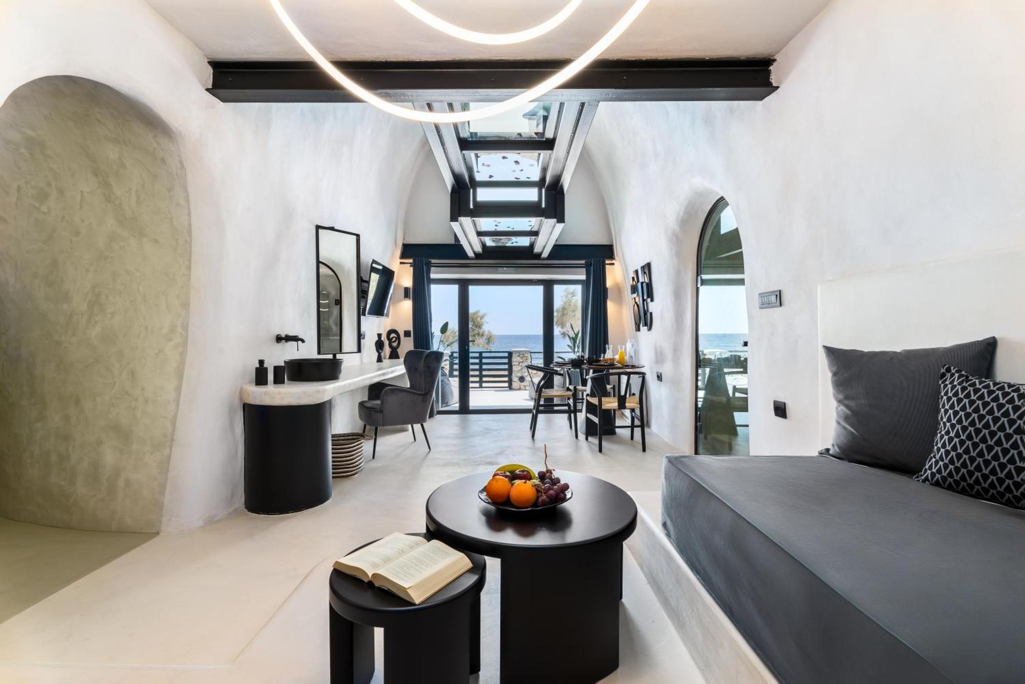 Neoma Luxury Suites Karterádos Eksteriør billede